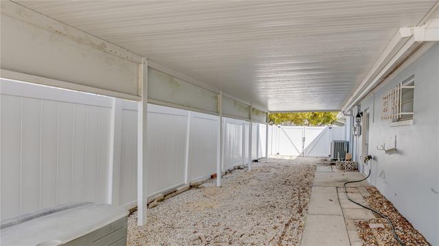 5844 RIDDLE ROAD, Holiday, FL 34690