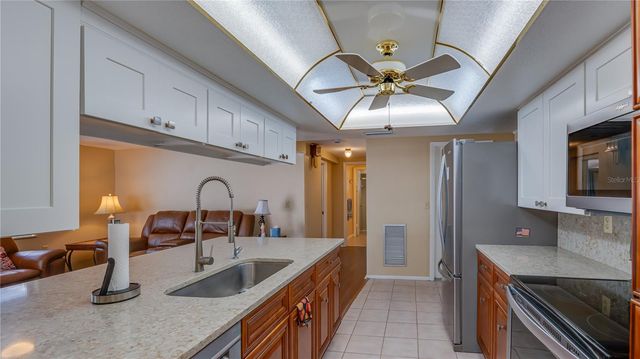 5844 RIDDLE ROAD, Holiday, FL 34690