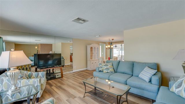 5844 RIDDLE ROAD, Holiday, FL 34690