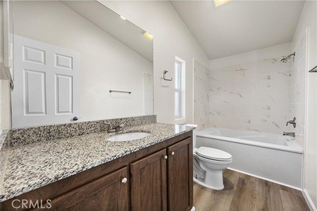 256 Mary Kay Lane, Bakersfield, CA 93308