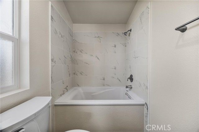 256 Mary Kay Lane, Bakersfield, CA 93308