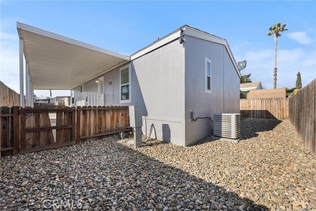 256 Mary Kay Lane, Bakersfield, CA 93308