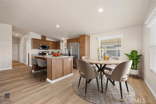 256 Mary Kay Lane, Bakersfield, CA 93308