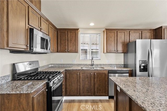 256 Mary Kay Lane, Bakersfield, CA 93308