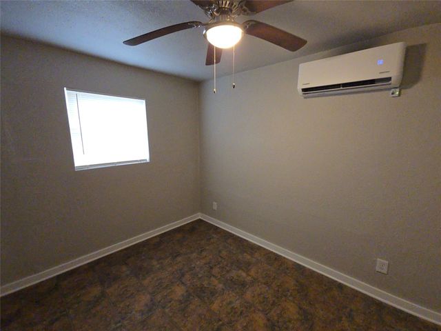 3335 Tuam Street 4, Houston, TX 77004