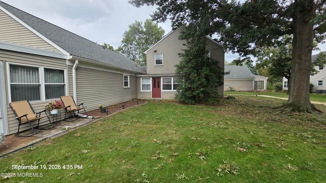 191 Malden Lane B, Monroe, NJ 08831