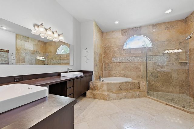 501 MANISHA PLACE, Tarpon Springs, FL 34688