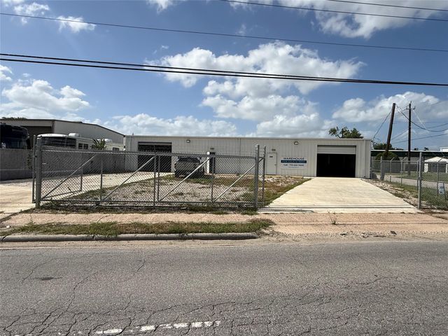 6229 Dixie Drive, Houston, TX 77087