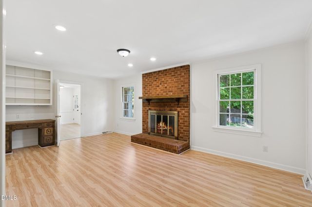 3216 Stoneyford Court, Raleigh, NC 27603