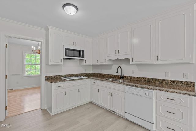 3216 Stoneyford Court, Raleigh, NC 27603