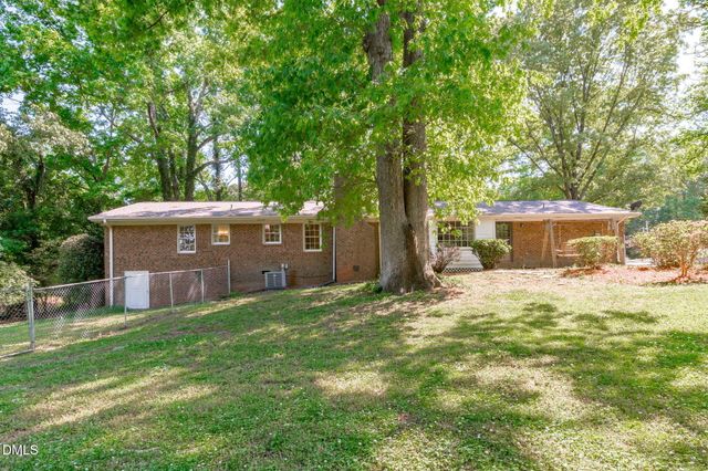 3216 Stoneyford Court, Raleigh, NC 27603