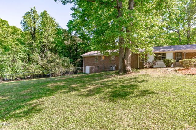 3216 Stoneyford Court, Raleigh, NC 27603