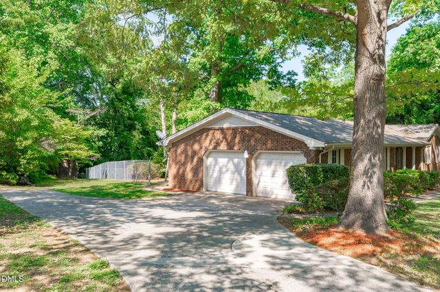 3216 Stoneyford Court, Raleigh, NC 27603