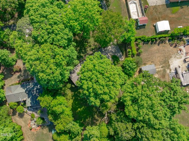 3216 Stoneyford Court, Raleigh, NC 27603