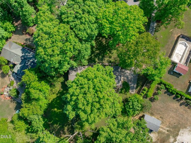 3216 Stoneyford Court, Raleigh, NC 27603
