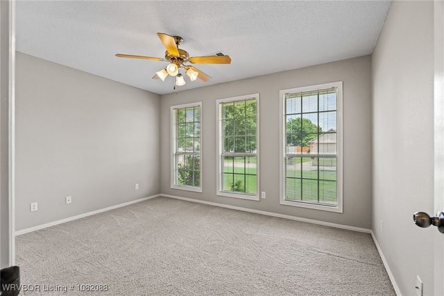 2419 Shealei Circle, Alma, AR 72921