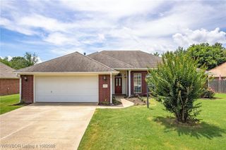 2419 Shealei Circle, Alma, AR 72921