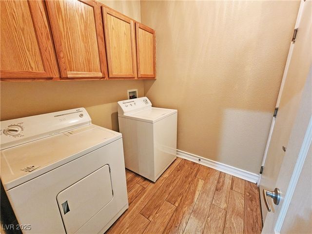 5561 Carrara Pointe Street, Pahrump, NV 89061