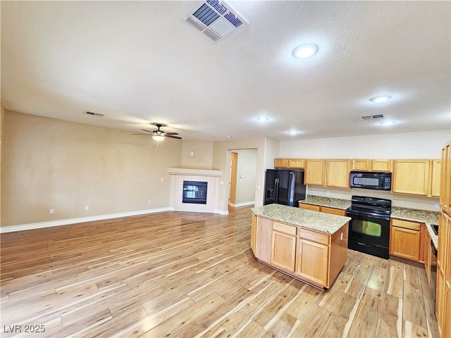 5561 Carrara Pointe Street, Pahrump, NV 89061