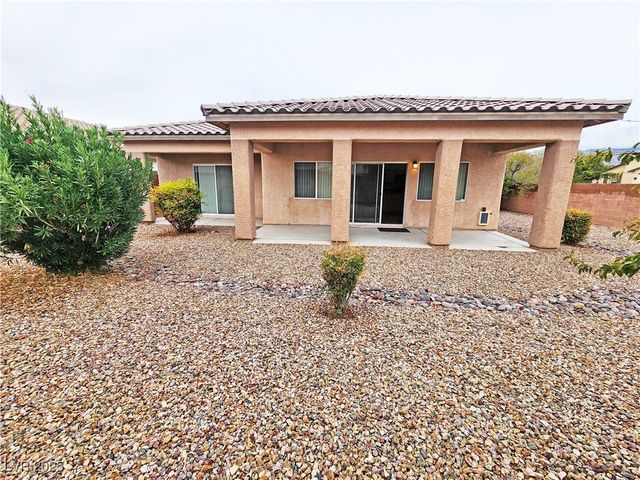 5561 Carrara Pointe Street, Pahrump, NV 89061