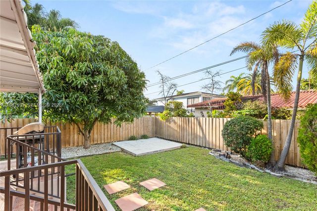 4487 SW 15th Ter, Miami, FL 33134