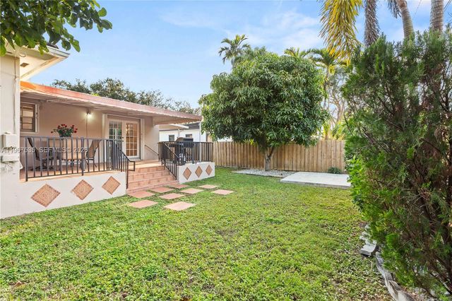 4487 SW 15th Ter, Miami, FL 33134