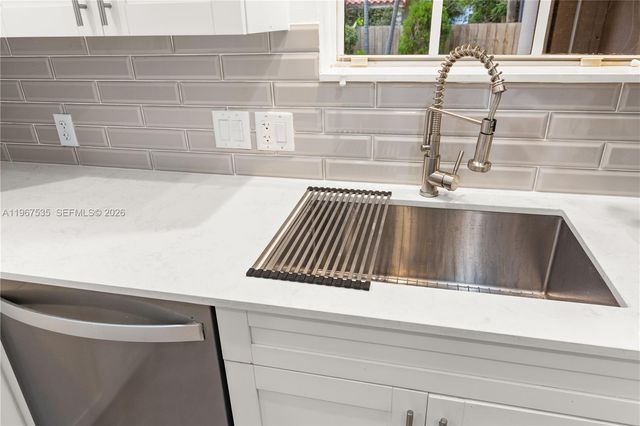 4487 SW 15th Ter, Miami, FL 33134