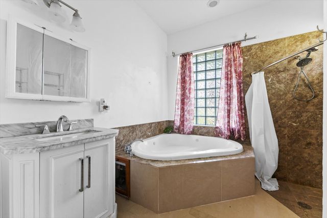 16133 E Lancashire Drive, The Acreage, FL 33470