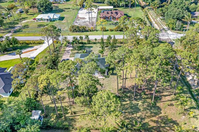 16133 E Lancashire Drive, The Acreage, FL 33470