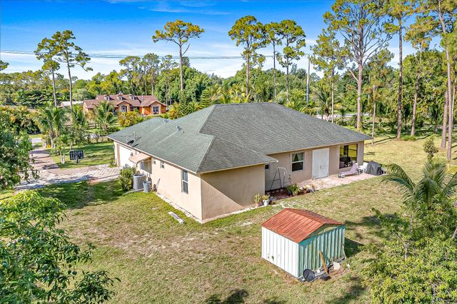 16133 E Lancashire Drive, The Acreage, FL 33470