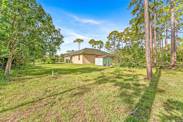 16133 E Lancashire Drive, The Acreage, FL 33470