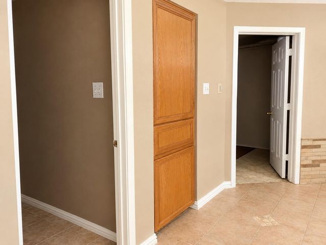 1643 County Road 540, Alvin, TX 77511