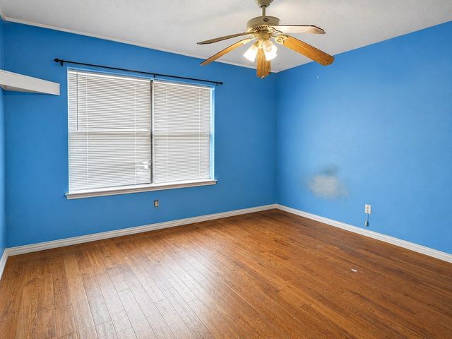 1643 County Road 540, Alvin, TX 77511