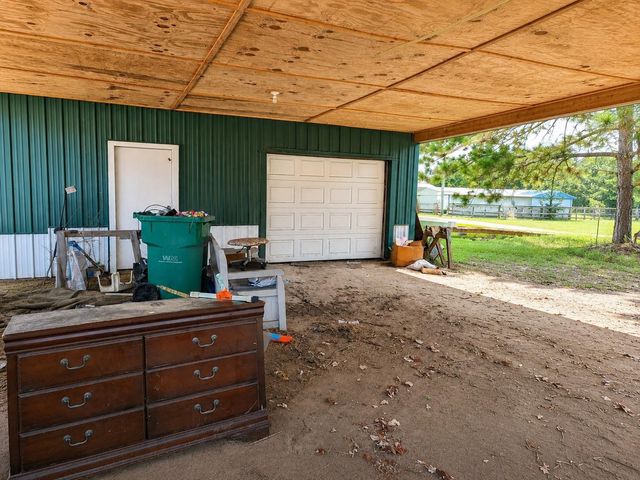 1643 County Road 540, Alvin, TX 77511