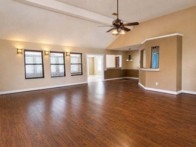 1643 County Road 540, Alvin, TX 77511