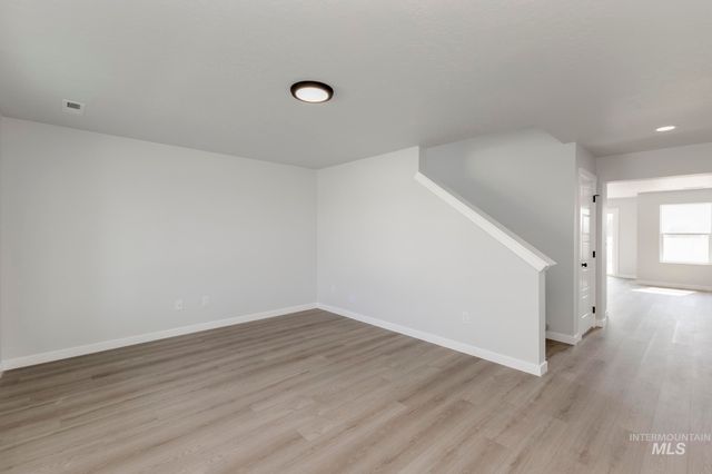 3803 W Piscina Dr, Meridian, ID 83642