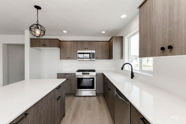 3803 W Piscina Dr, Meridian, ID 83642