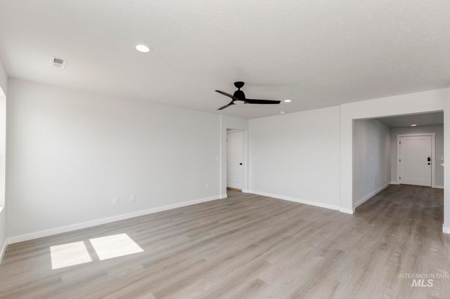 3803 W Piscina Dr, Meridian, ID 83642