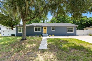 602 GRAY AVENUE, Wildwood, FL 34785