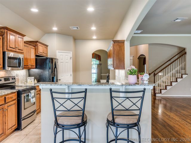 7521 E Galveston Street, Broken Arrow, OK 74014