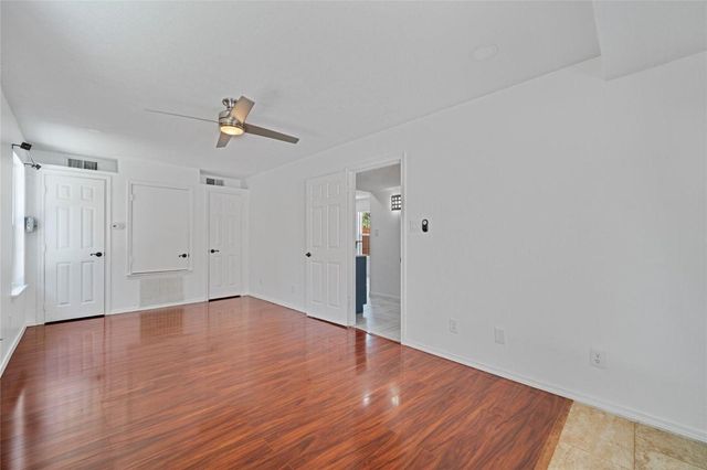 800 Spicewood Court, Irving, TX 75063