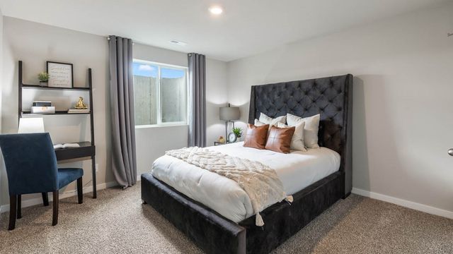 3640 Paradise Lane, Waukee, IA 50263