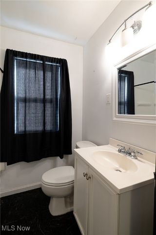 4880 Anderson Road, Lyndhurst, OH 44124