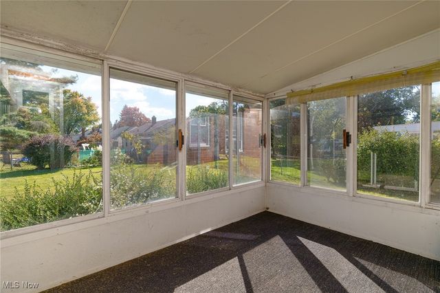 4880 Anderson Road, Lyndhurst, OH 44124