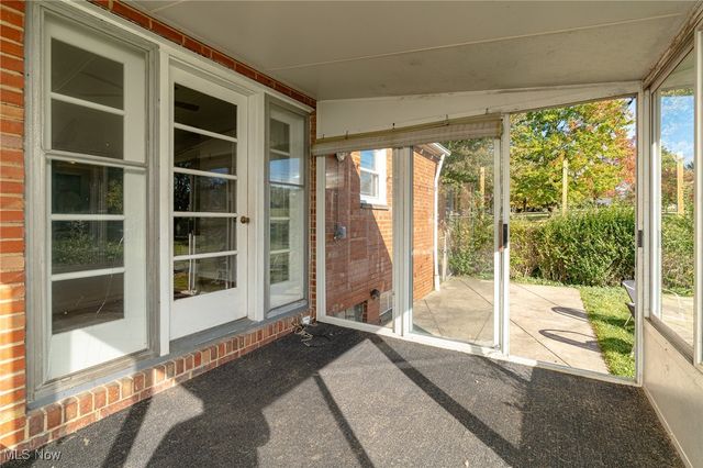 4880 Anderson Road, Lyndhurst, OH 44124