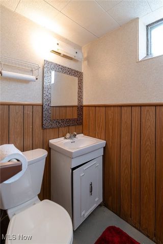 4880 Anderson Road, Lyndhurst, OH 44124