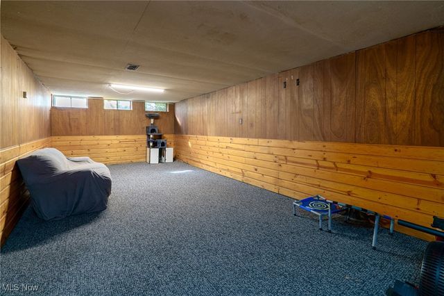 4880 Anderson Road, Lyndhurst, OH 44124