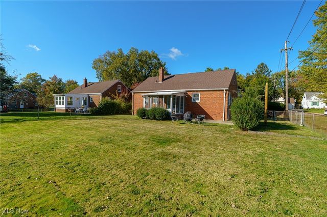 4880 Anderson Road, Lyndhurst, OH 44124