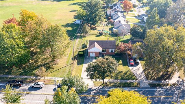 4880 Anderson Road, Lyndhurst, OH 44124