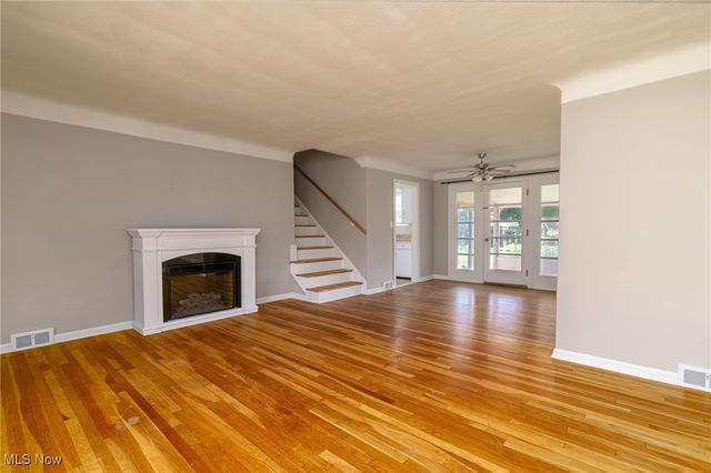 4880 Anderson Road, Lyndhurst, OH 44124